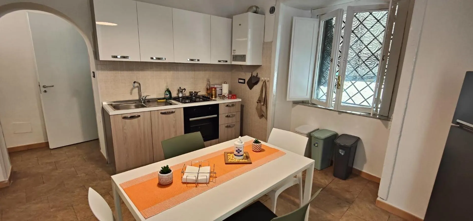 Tre Regine Napoli Apartment  Naples